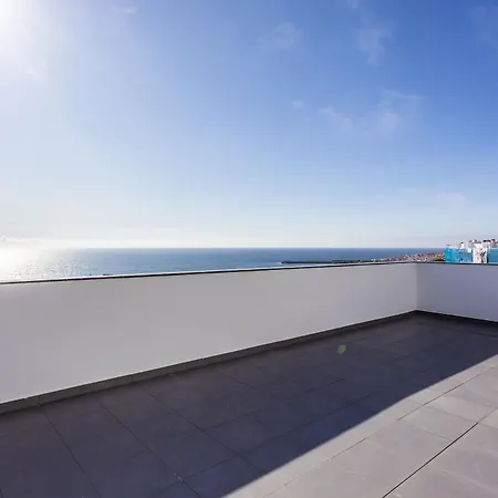 And The Sea 4* Ericeira