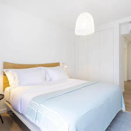 Ξενοδοχείο με διαμερίσματα And The Sea 4*