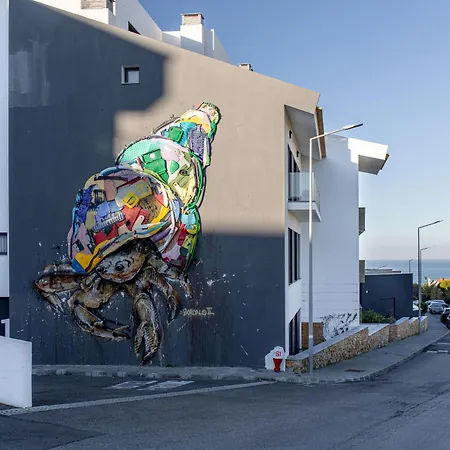 Ξενοδοχείο με διαμερίσματα And The Sea