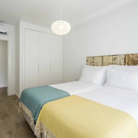 And The Sea 4* Ericeira