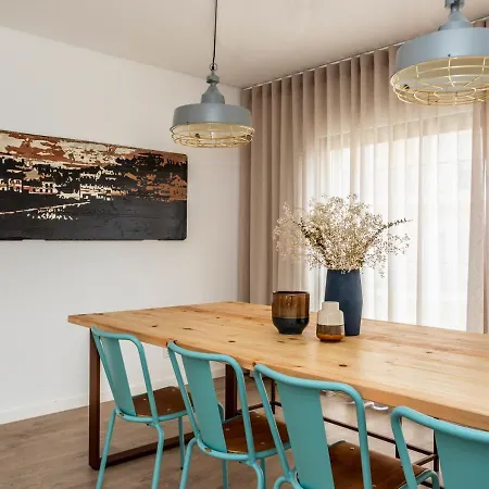 Ξενοδοχείο με διαμερίσματα And The Sea 4*