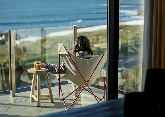 And The Sea Aparthotel