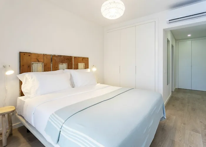 And The Sea Aparthotel 4*