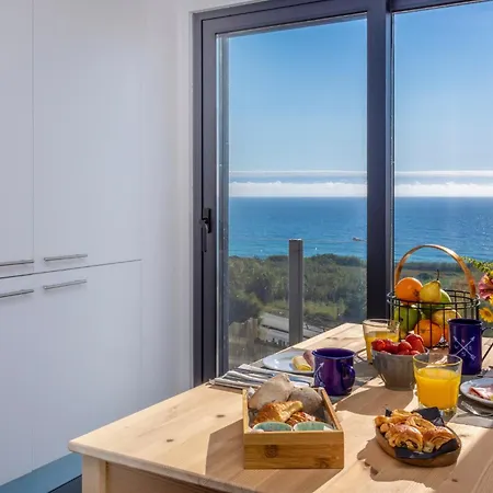 And The Sea Lejlighedshotel 4*