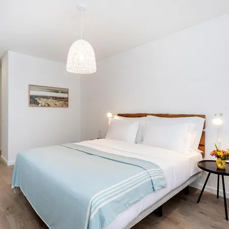 Apartahotel And The Sea Ericeira