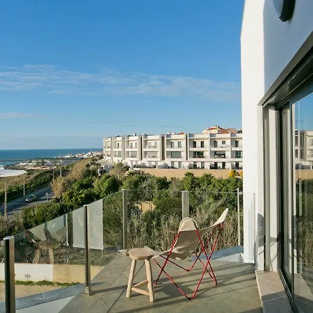 Apartahotel And The Sea 4*