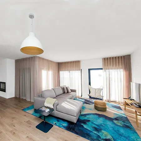 And The Sea Ericeira