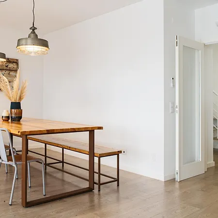 Lejlighedshotel And The Sea 4*