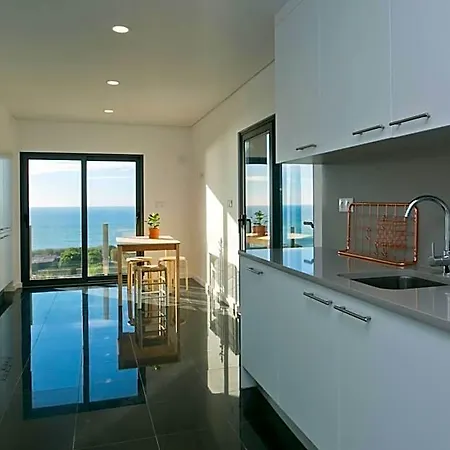 And The Sea 4* 埃里塞拉